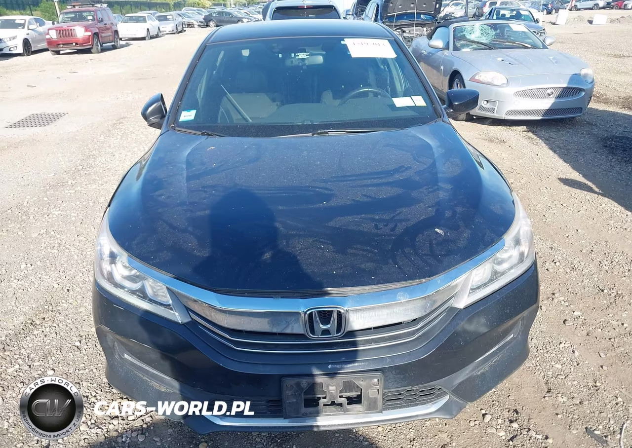 2017 Honda Accord Sport VIN:1HGCR2F58HA142167 - 12