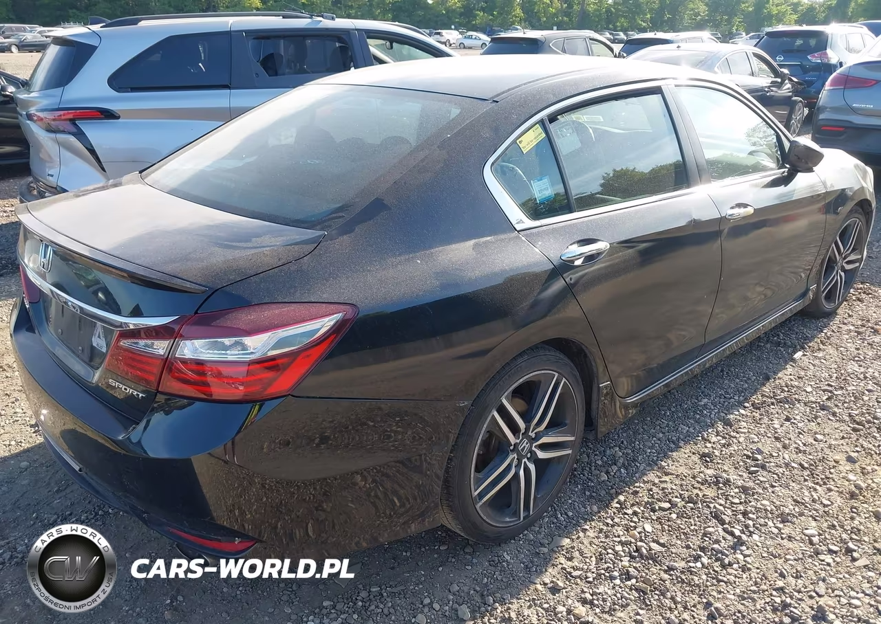 2017 Honda Accord Sport VIN:1HGCR2F58HA142167 - 4