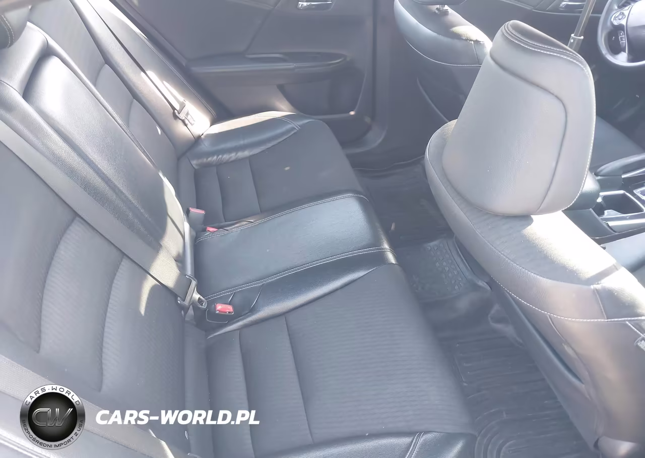 2017 Honda Accord Sport VIN:1HGCR2F58HA142167 - 8