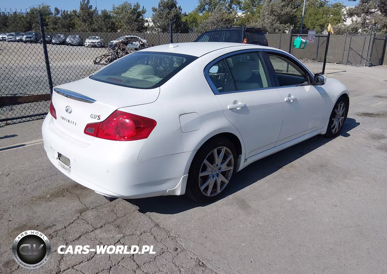 2013 Infiniti G37 Journey VIN:JN1CV6AP2DM713657 - 4