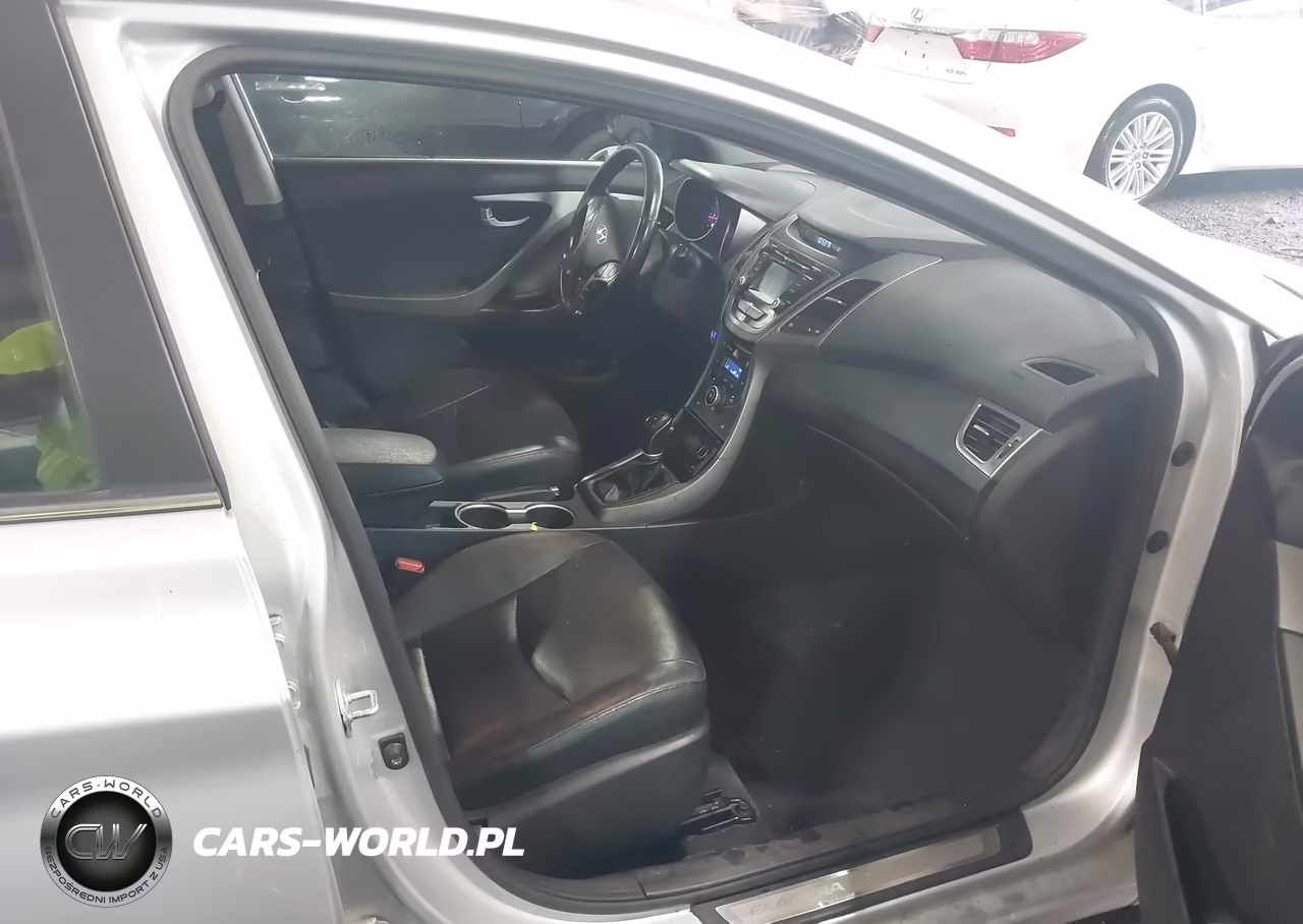 2016 Hyundai Elantra Limited VIN:KMHDH4AE2GU561598 - 5