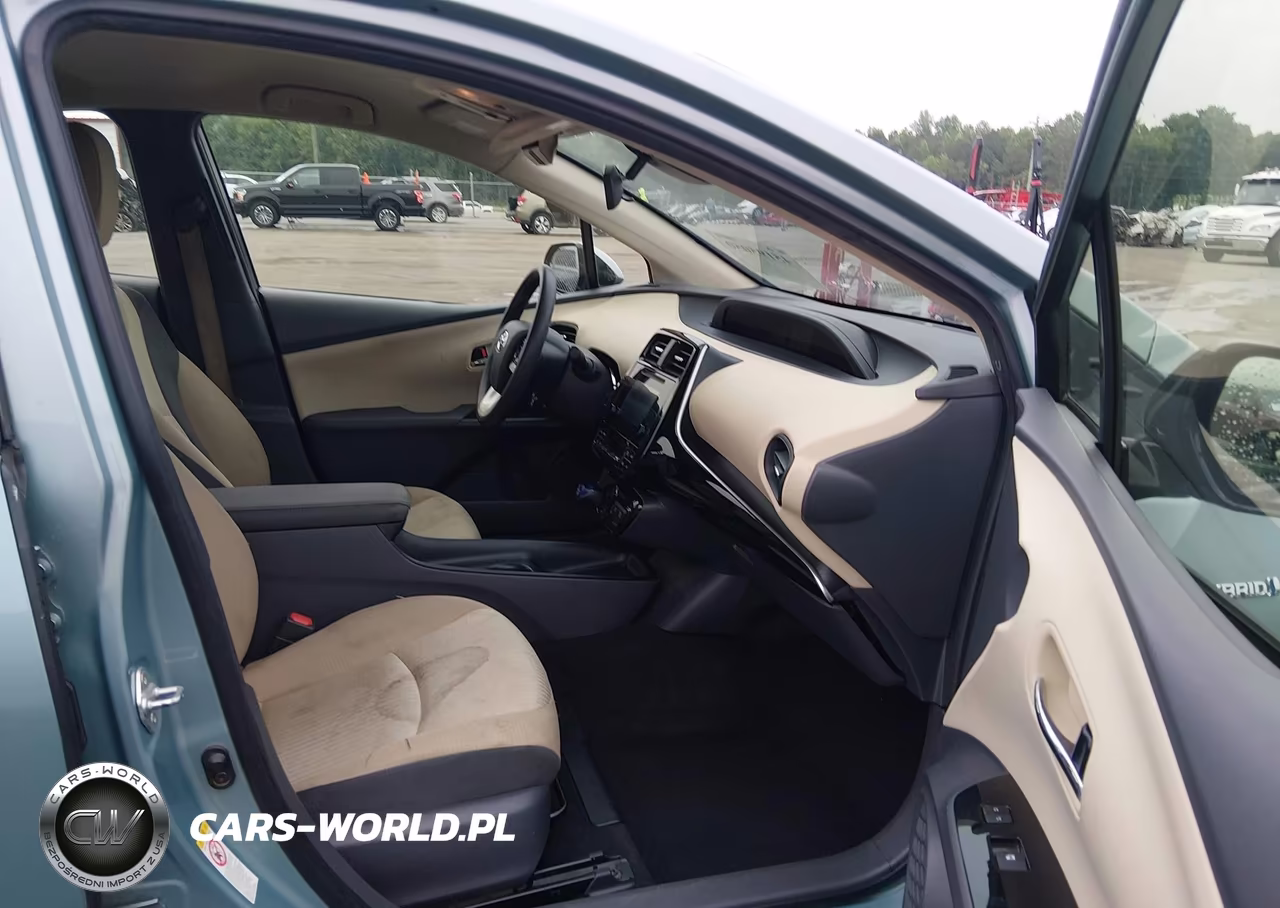 2017 Toyota Prius Two VIN:JTDKBRFU9H3566766 - 5