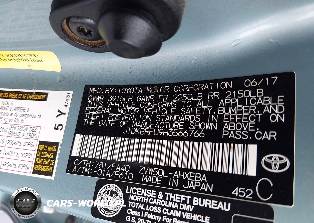 2017 Toyota Prius Two VIN:JTDKBRFU9H3566766 - 9