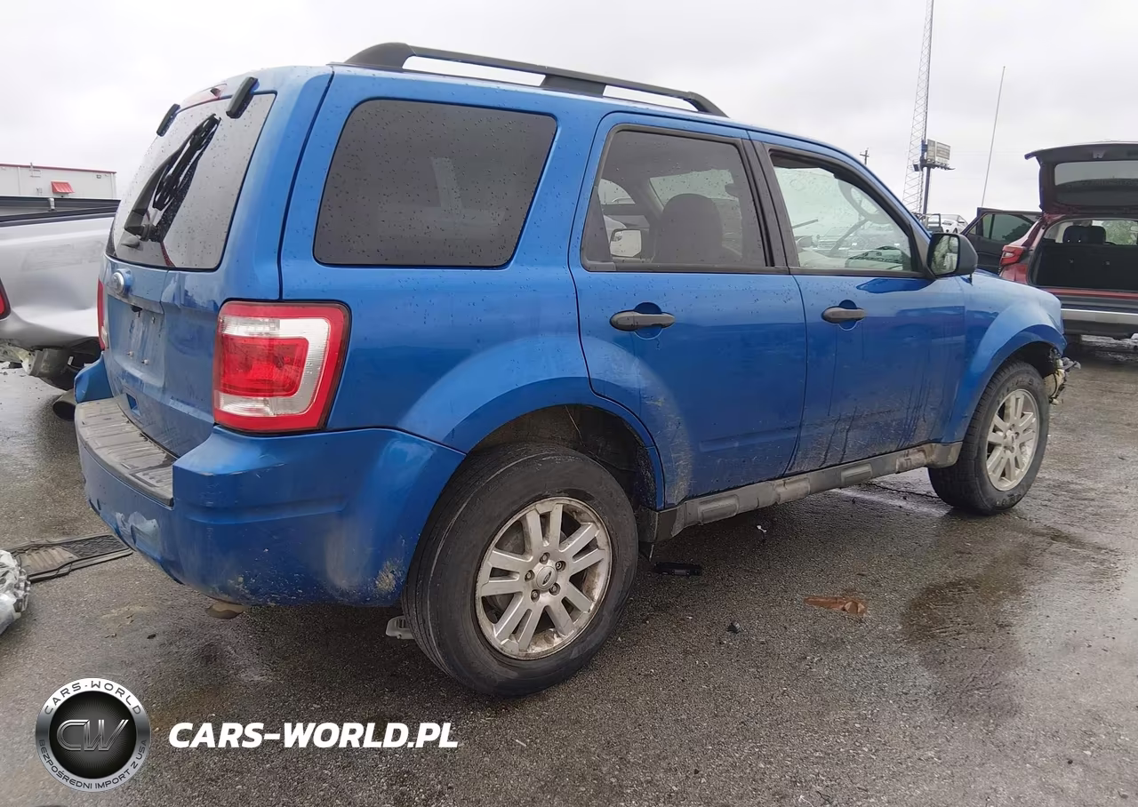 2011 Ford Escape Xlt VIN:1FMCU9D70BKB60993 - 4