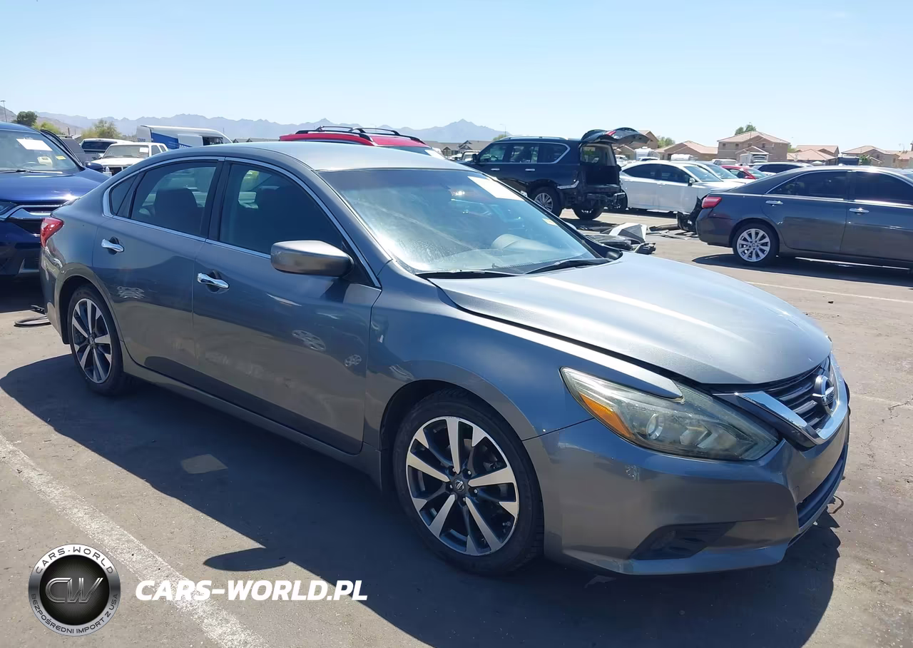 2016 Nissan Altima 2.5 Sr – zdjęcie 1 z 16