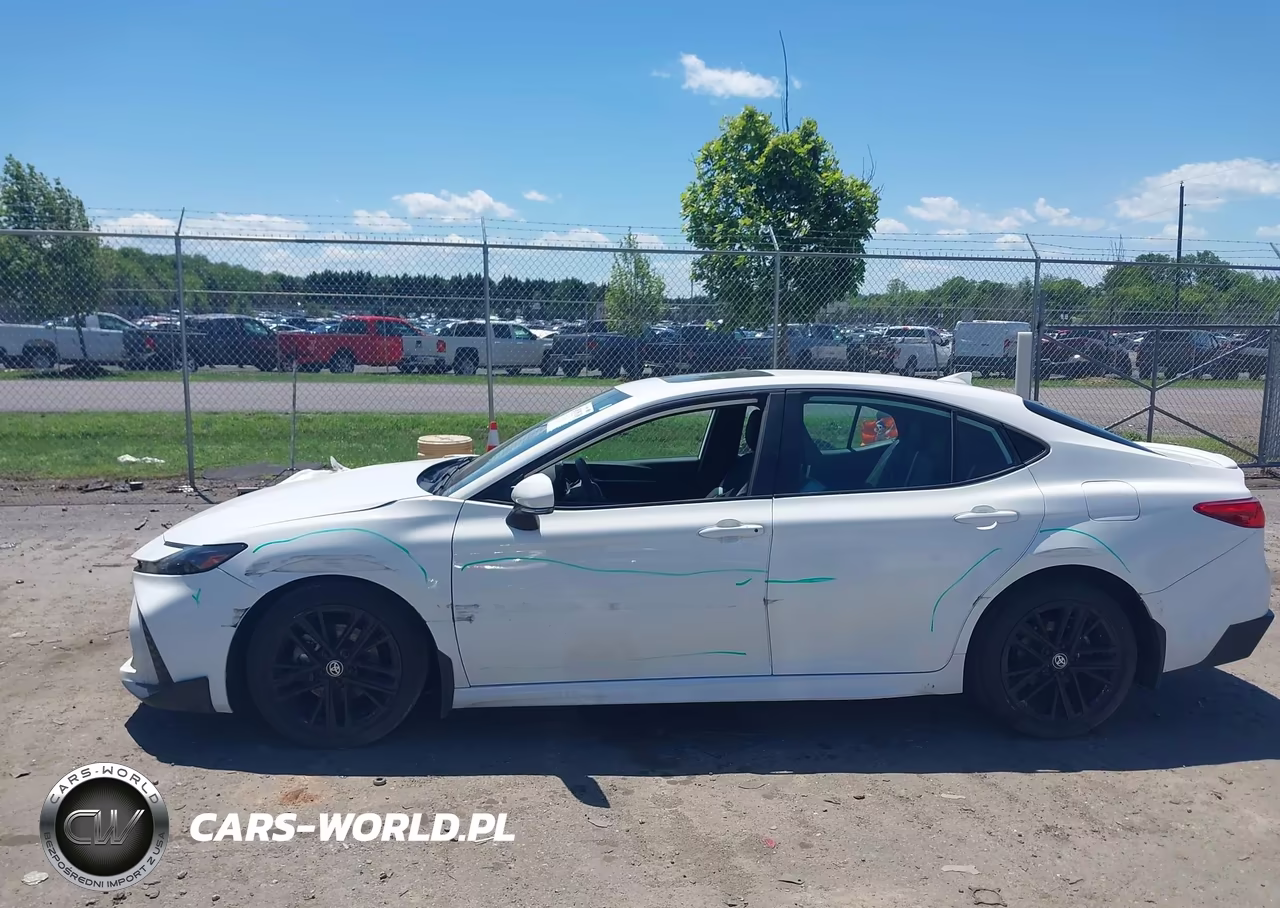 2025 Toyota Camry Se VIN:4T1DAACKXSU062840 - 14