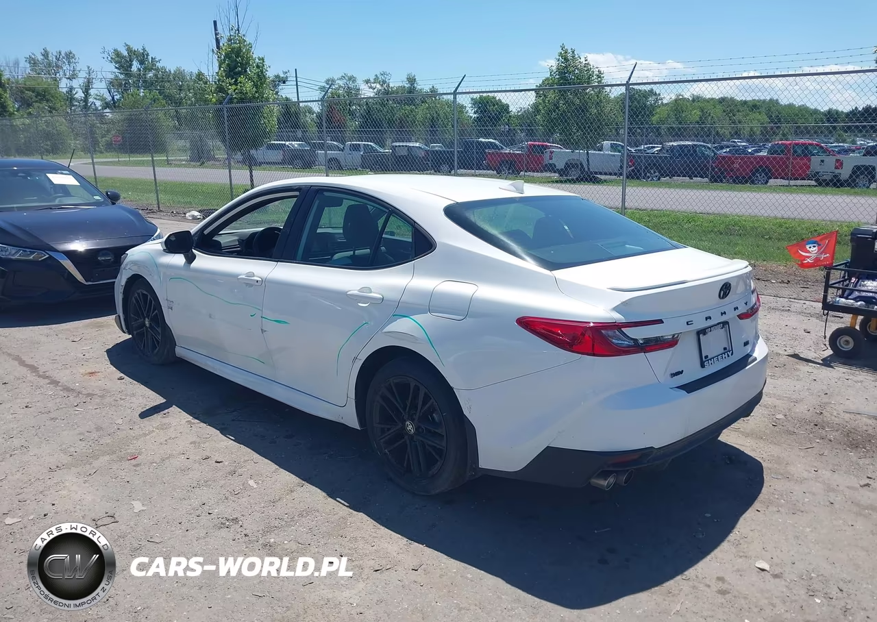 2025 Toyota Camry Se VIN:4T1DAACKXSU062840 - 3