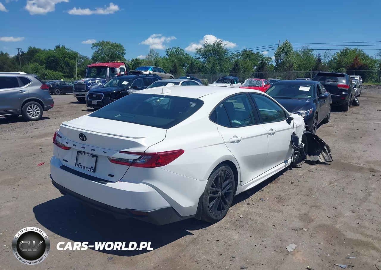 2025 Toyota Camry Se VIN:4T1DAACKXSU062840 - 4