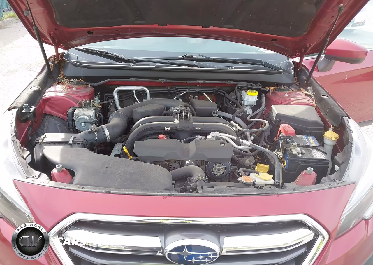 2018 Subaru Outback 2.5I Premium VIN:4S4BSACC6J3351103 - 10