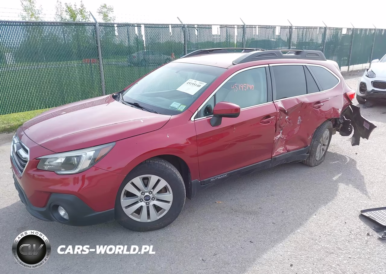 2018 Subaru Outback 2.5I Premium VIN:4S4BSACC6J3351103 - 2