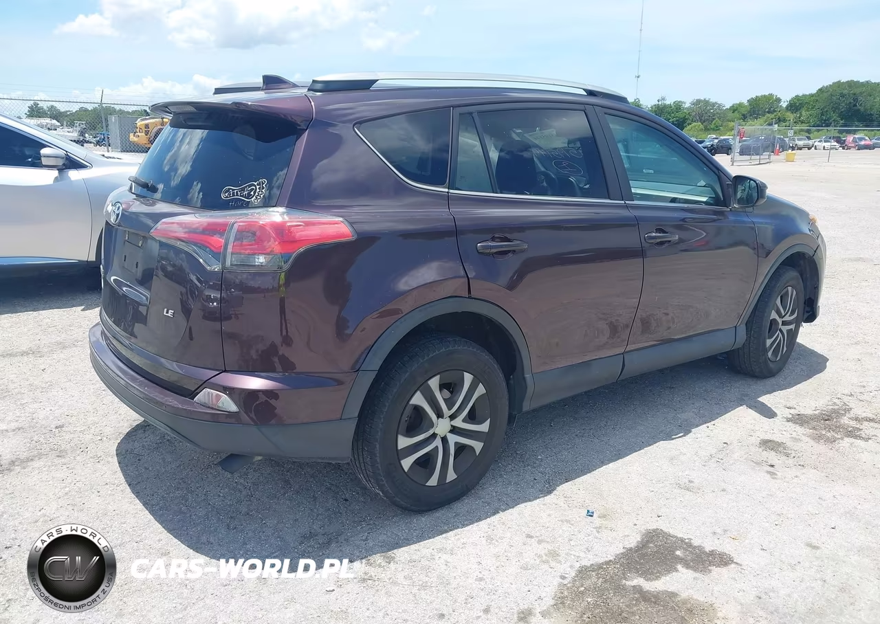 2018 Toyota Rav4 Le VIN:2T3ZFREV3JW431508 - 4