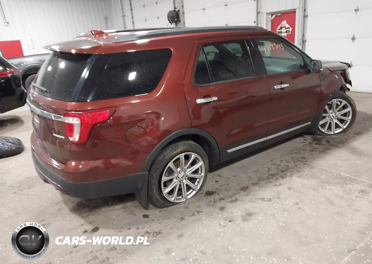 2016 Ford Explorer Limited VIN:1FM5K7F83GGB52468 - 4