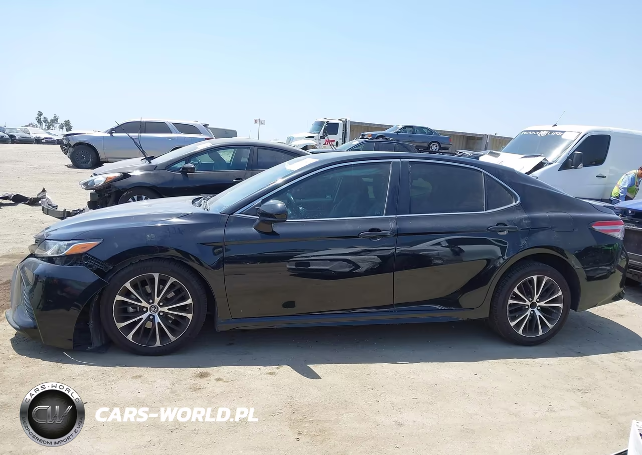 2019 Toyota Camry Se VIN:4T1B11HK2KU204114 - 14