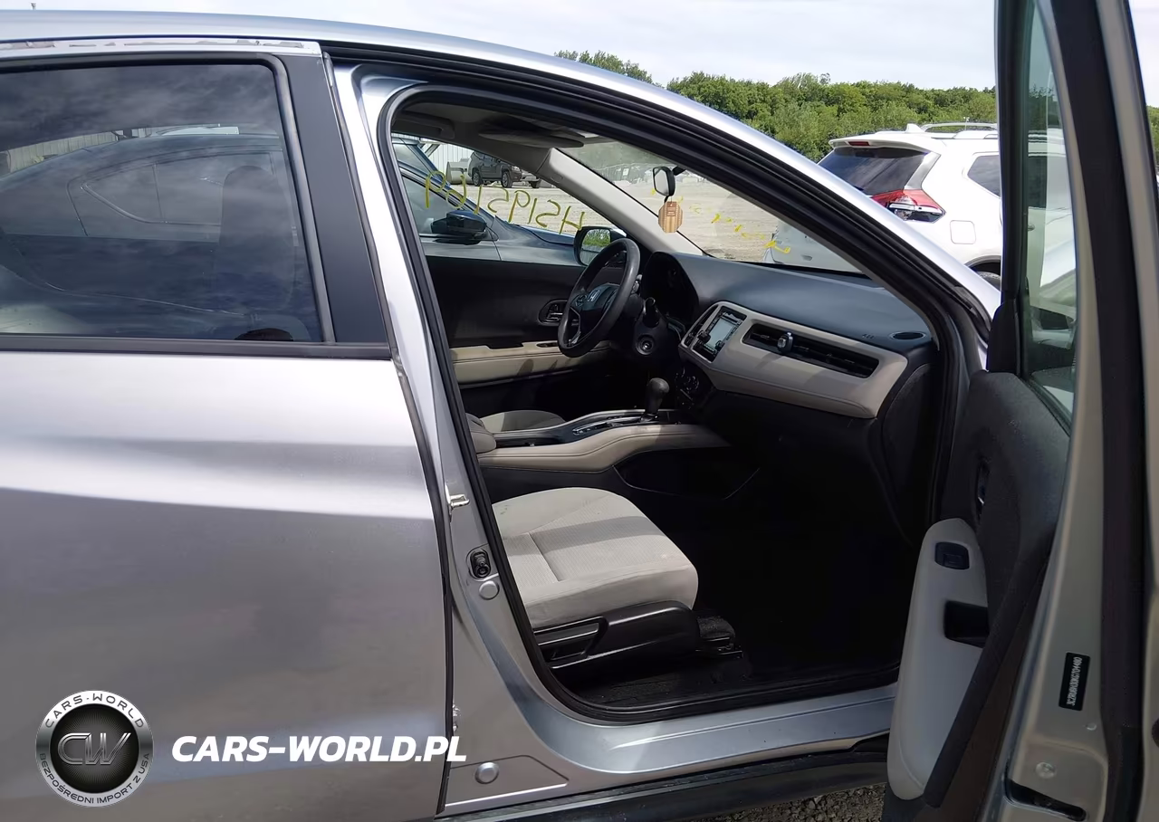 2019 Honda Hr-V Lx VIN:3CZRU6H30KG704480 - 5