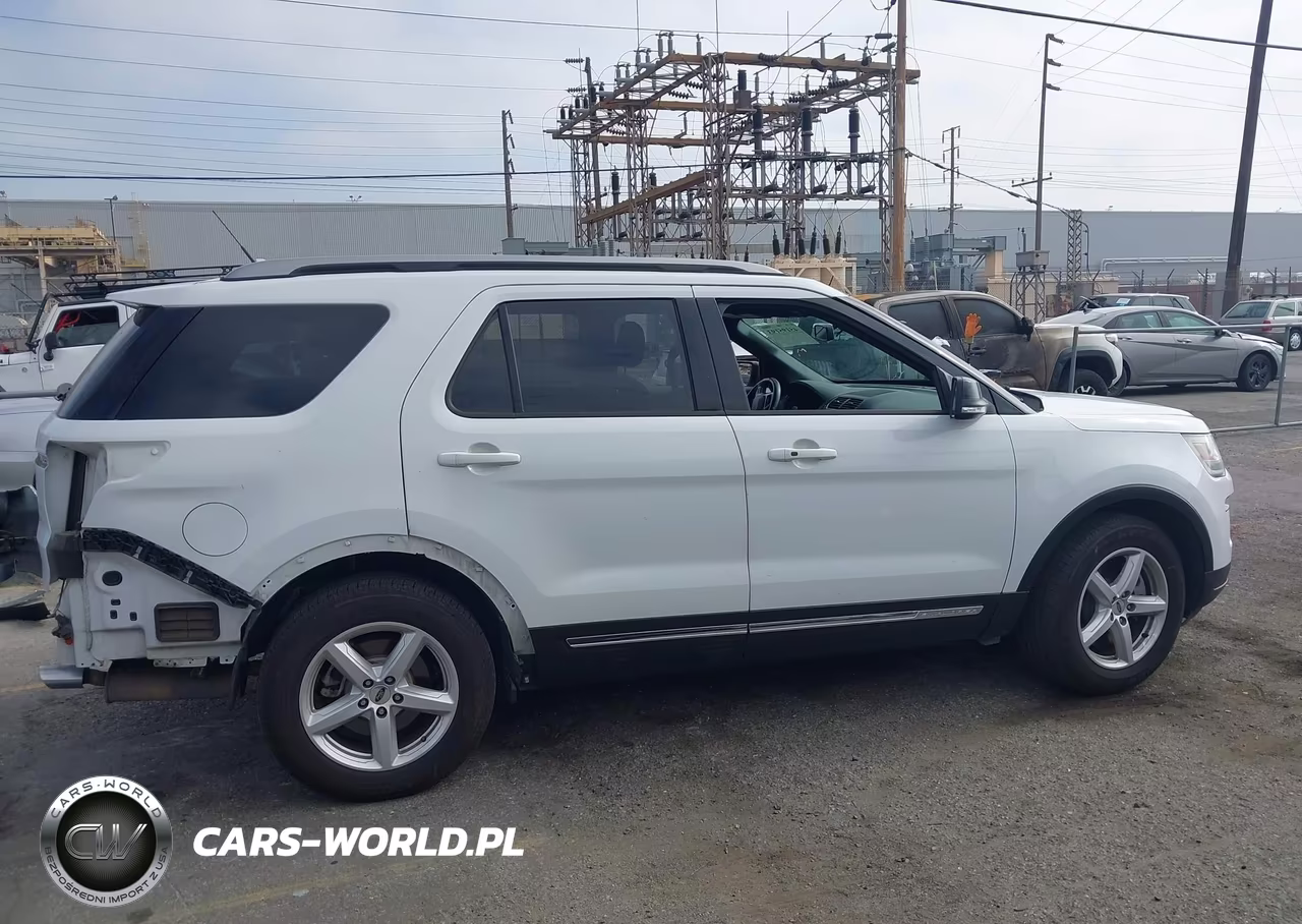 2018 Ford Explorer Xlt VIN:1FM5K7D86JGC00460 - 14