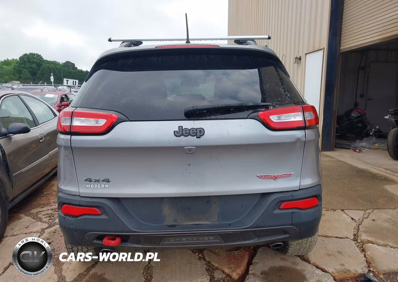 2016 Jeep Cherokee Trailhawk VIN:1C4PJMBS3GW332670 - 16
