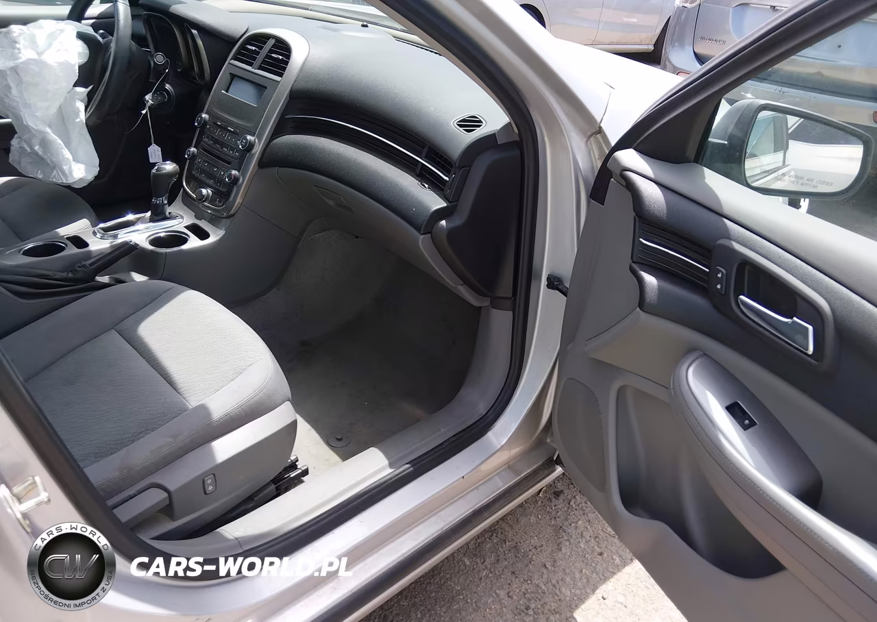 2014 Chevrolet Malibu 1Ls VIN:1G11B5SL9EF196598 - 5