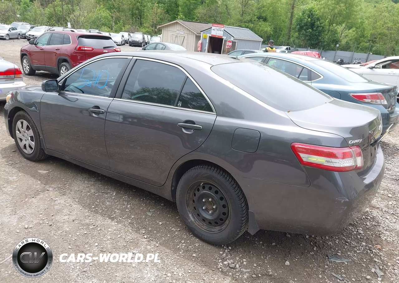 2011 Toyota Camry Le VIN:4T4BF3EK4BR205465 - 3