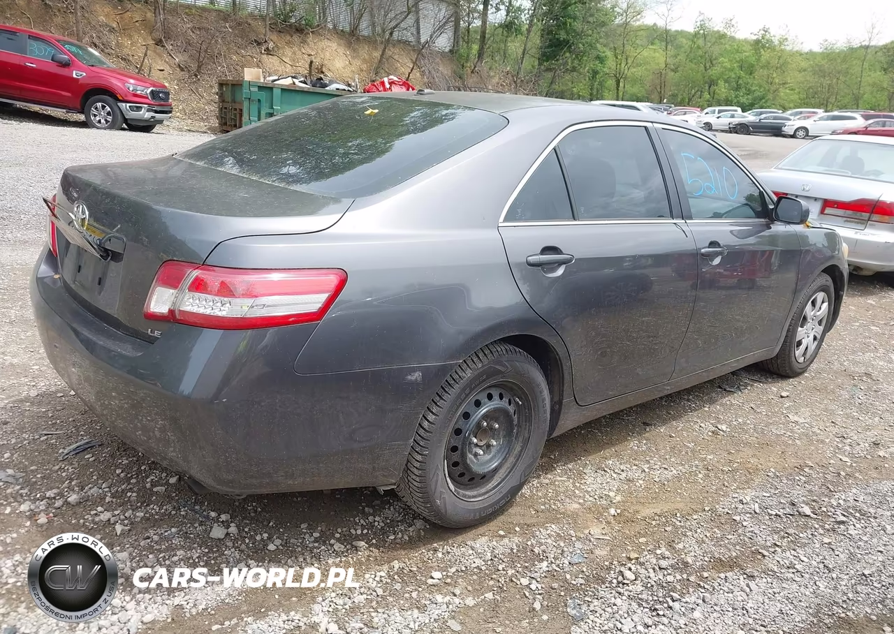 2011 Toyota Camry Le VIN:4T4BF3EK4BR205465 - 4