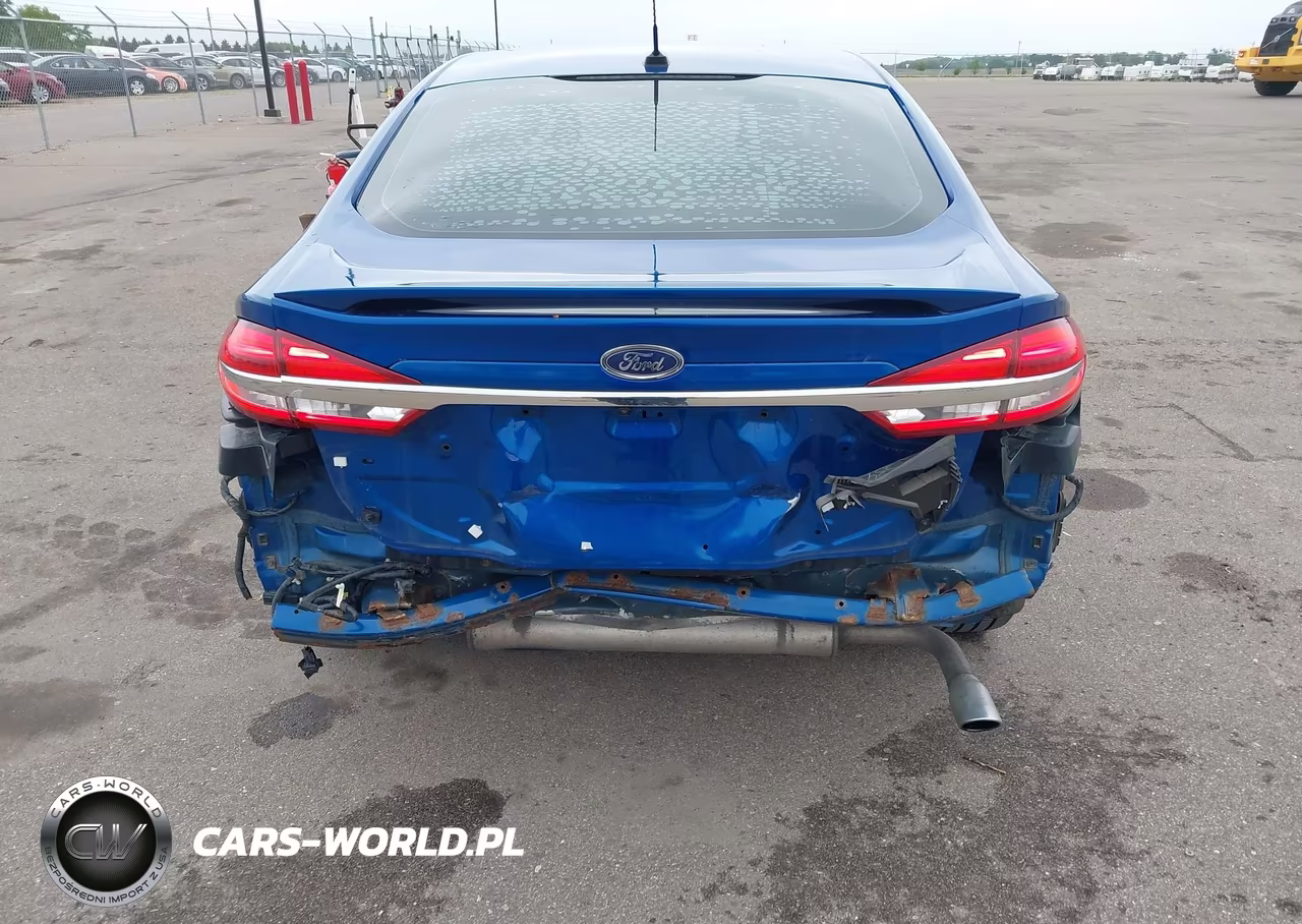 2017 Ford Fusion Hybrid Titanium VIN:3FA6P0RU0HR383810 - 6