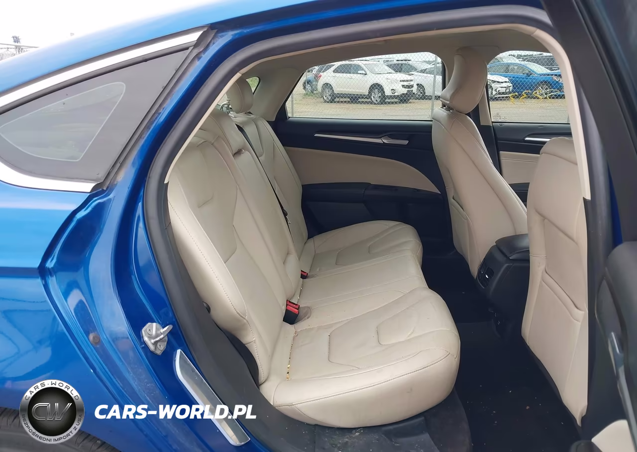 2017 Ford Fusion Hybrid Titanium VIN:3FA6P0RU0HR383810 - 8