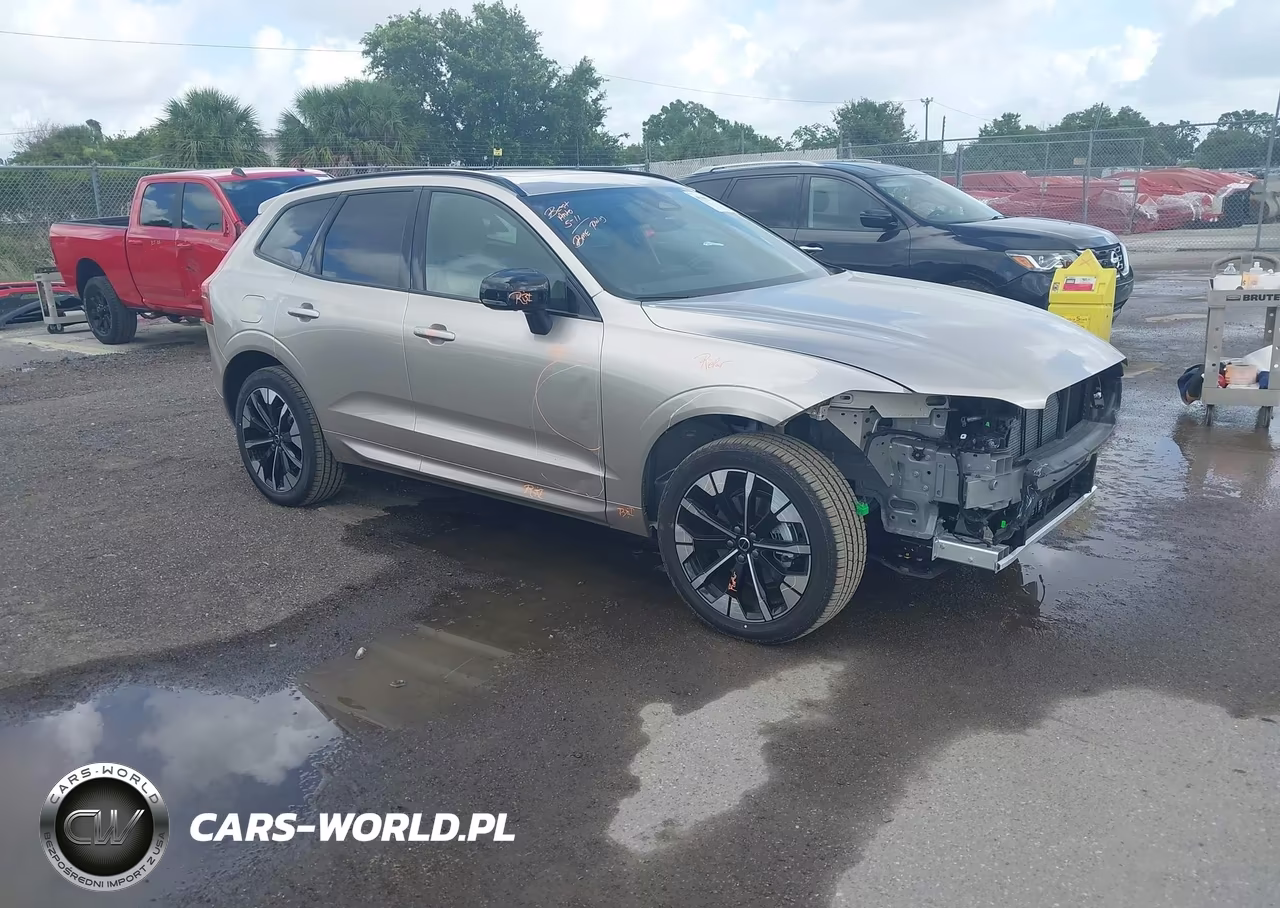 2026 Volvo Xc60 B5 Plus – zdjęcie 1 z 16