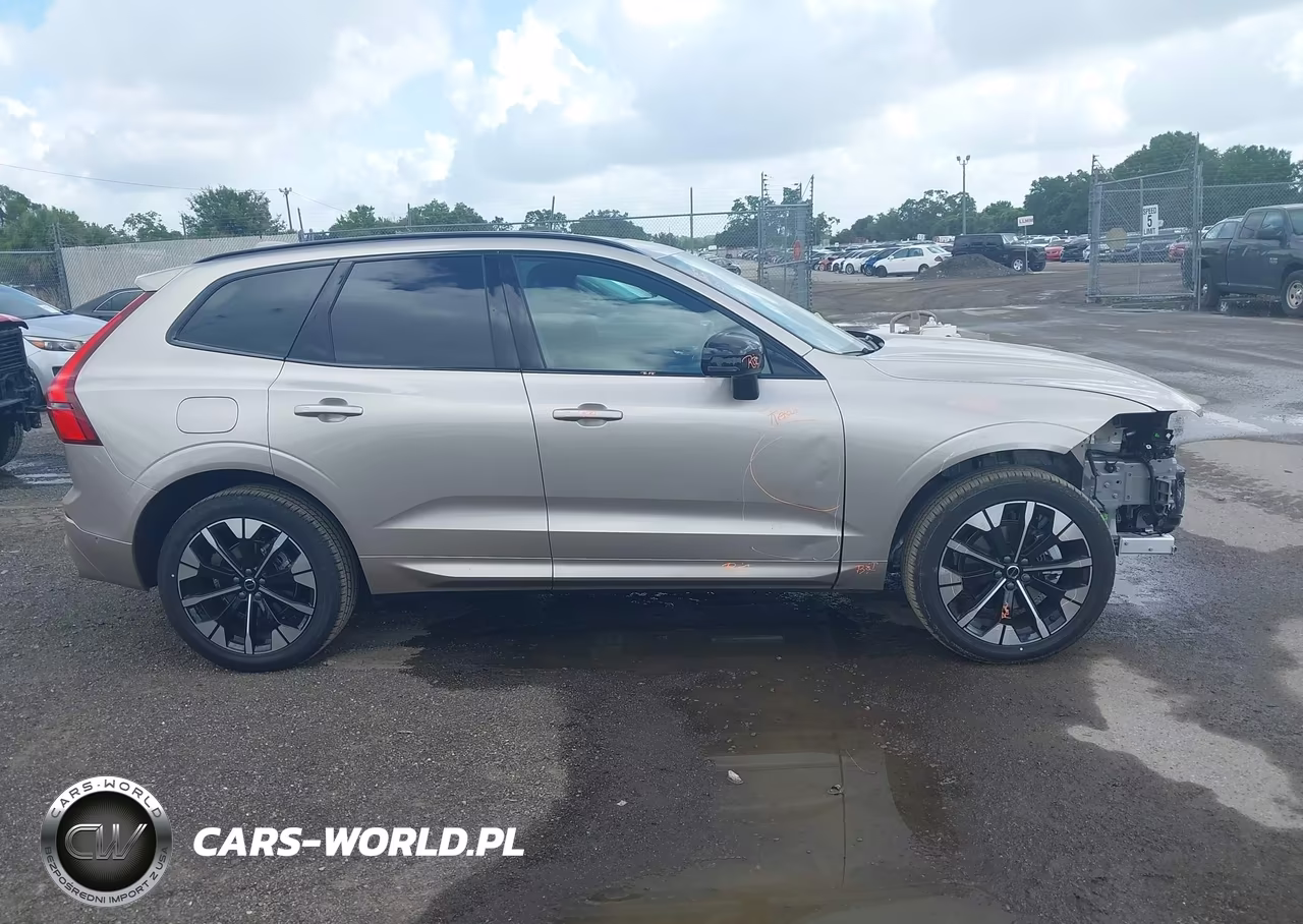 2026 Volvo Xc60 B5 Plus VIN:YV4M12RC6T1464445 - 13