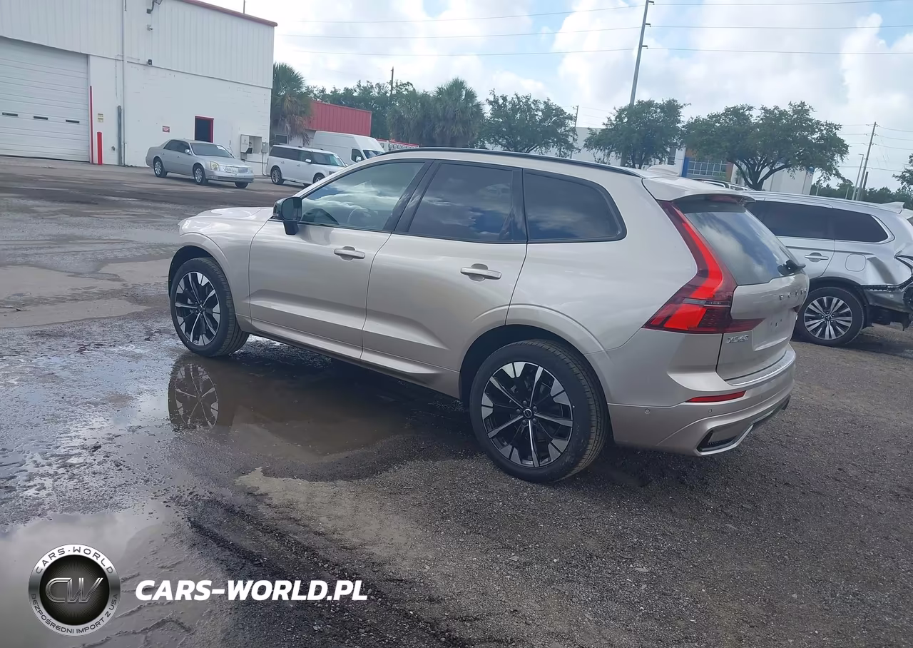 2026 Volvo Xc60 B5 Plus VIN:YV4M12RC6T1464445 - 3