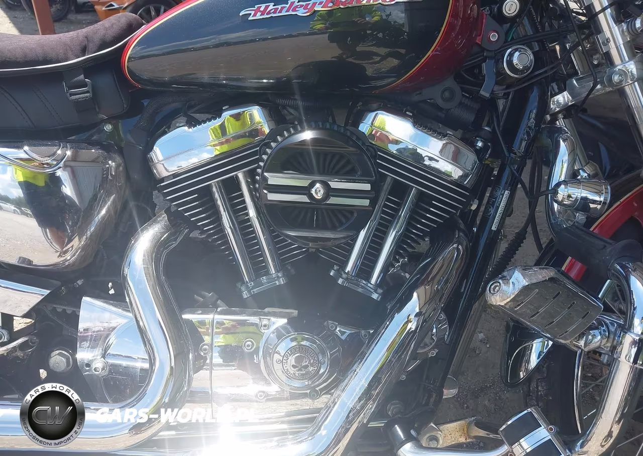 2007 Harley-Davidson Xl1200 C VIN:1HD1CT3147K427762 - 8