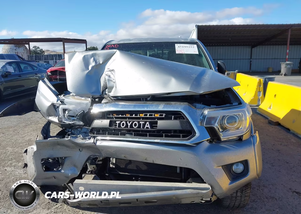 2014 Toyota Tacoma Prerunner V6 VIN:3TMKU4HN7EM039323 - 12