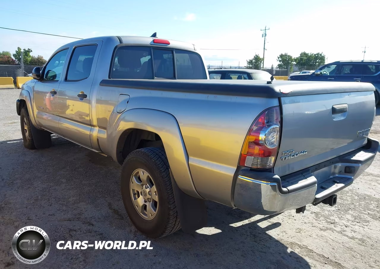 2014 Toyota Tacoma Prerunner V6 VIN:3TMKU4HN7EM039323 - 3