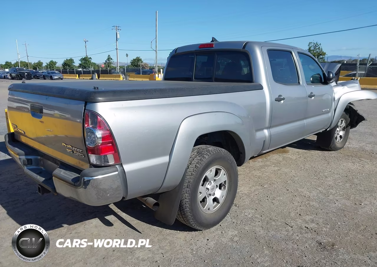 2014 Toyota Tacoma Prerunner V6 VIN:3TMKU4HN7EM039323 - 4