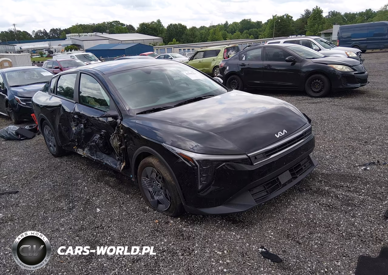 2025 Kia K4 Lx – zdjęcie 1 z 17