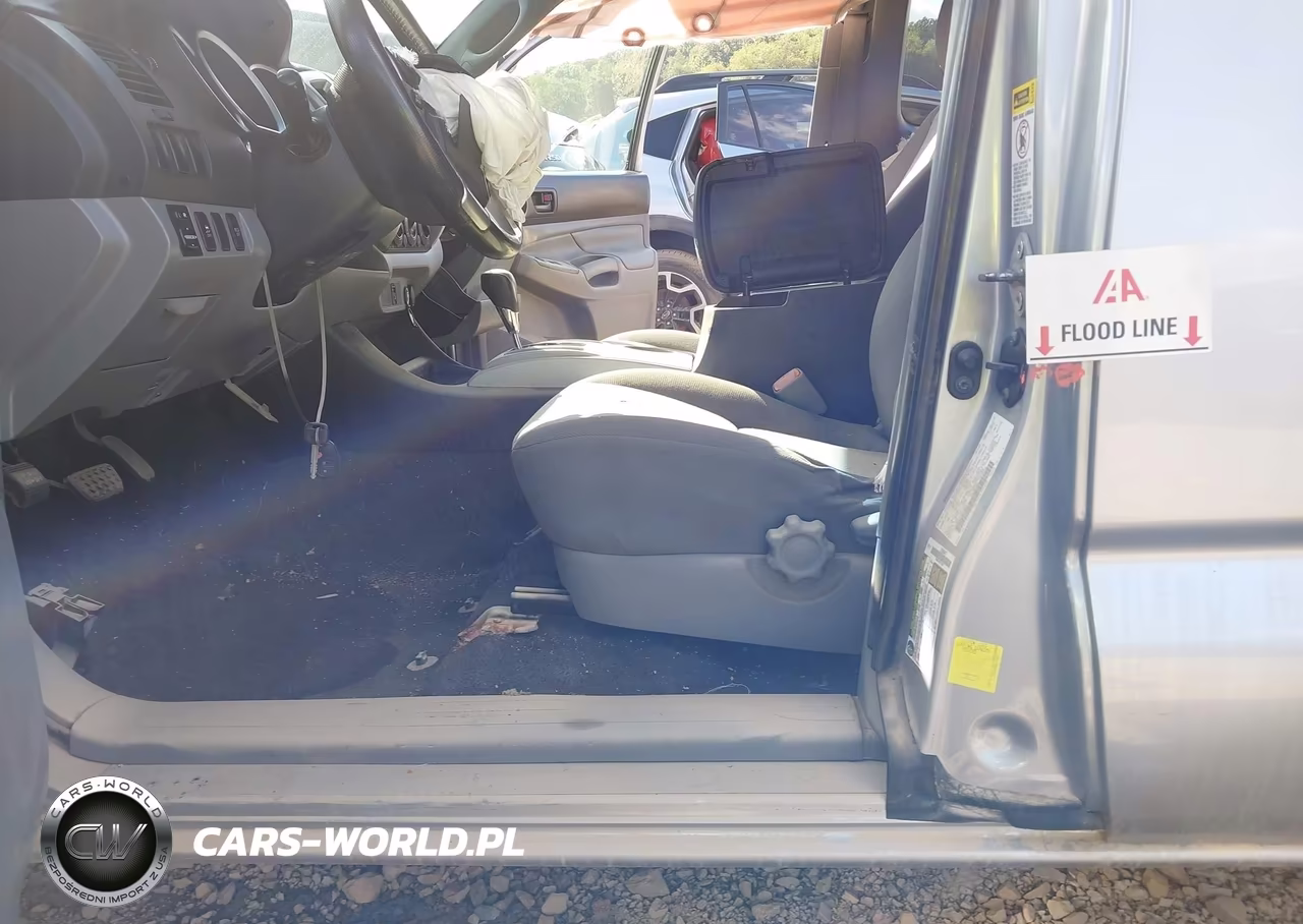 2015 Toyota Tacoma VIN:5TFUX4EN0FX033847 - 17