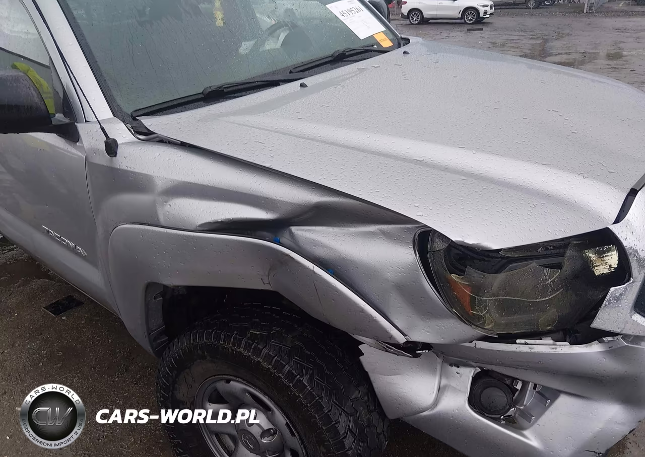 2015 Toyota Tacoma VIN:5TFUX4EN0FX033847 - 6