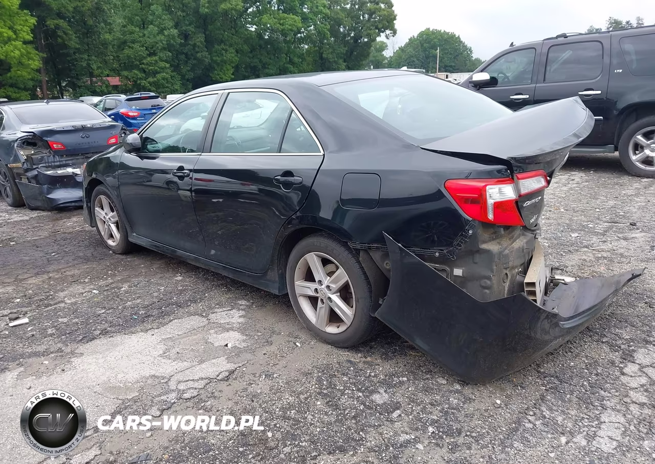 2014 Toyota Camry Se VIN:4T1BF1FKXEU383267 - 3