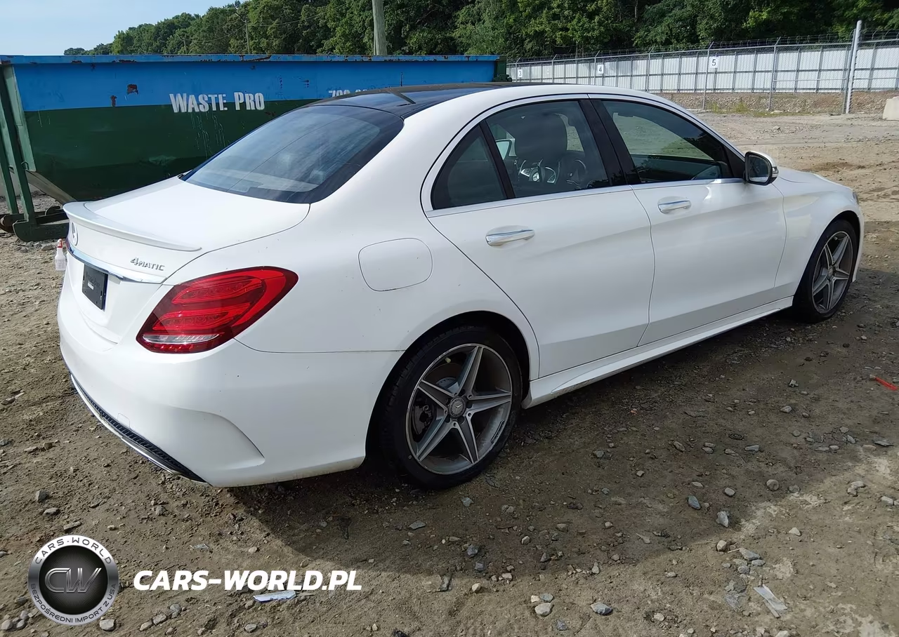 2015 Mercedes-Benz C 300 Sport 4Matic VIN:55SWF4KB6FU094585 - 4