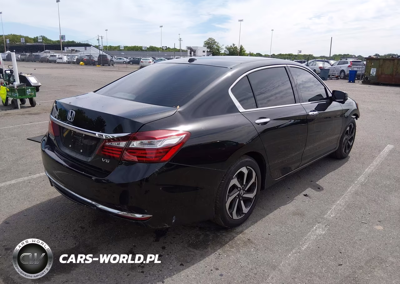 2017 Honda Accord Ex-L V6 VIN:1HGCR3F80HA021889 - 4