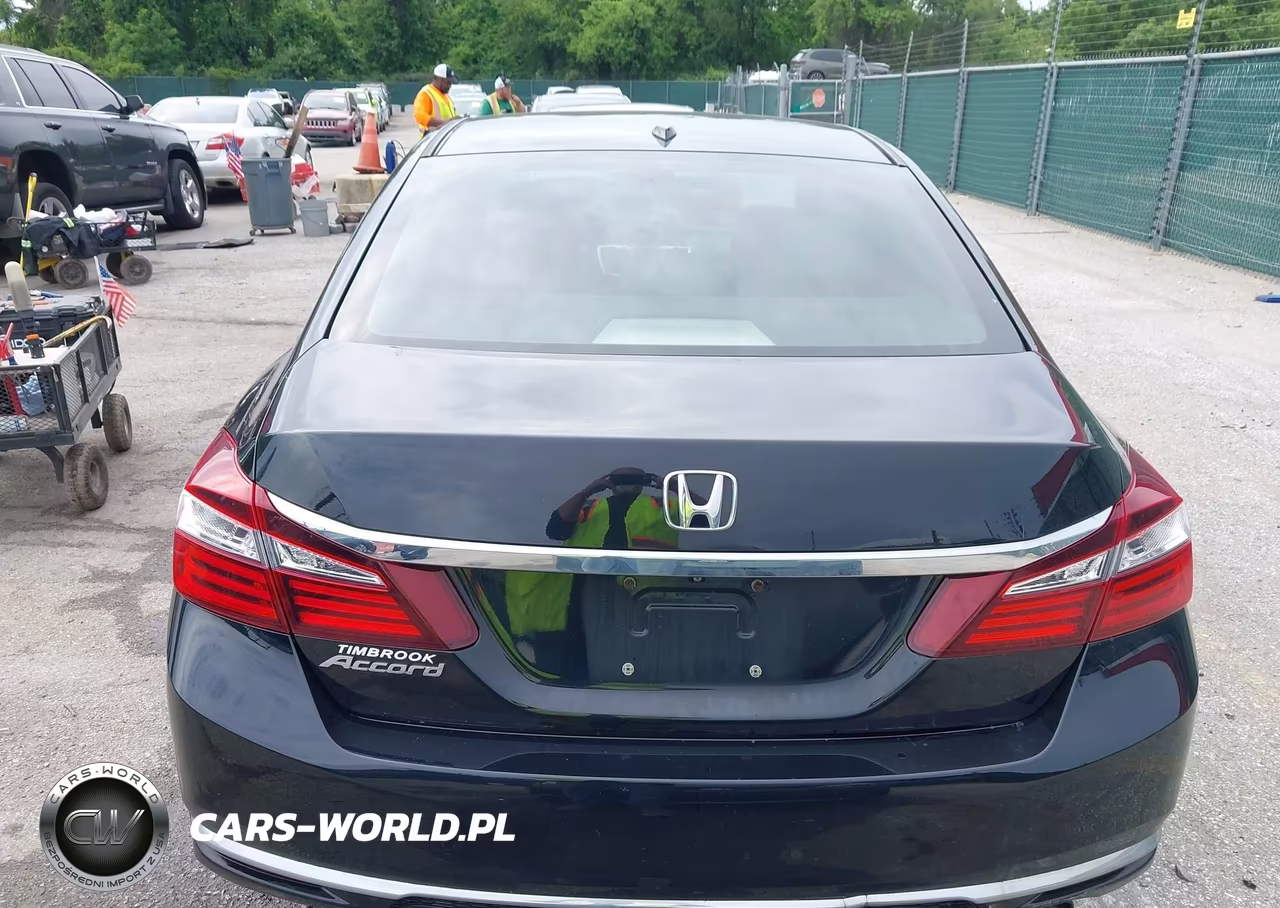 2017 Honda Accord Ex-L VIN:1HGCR2F84HA122511 - 16