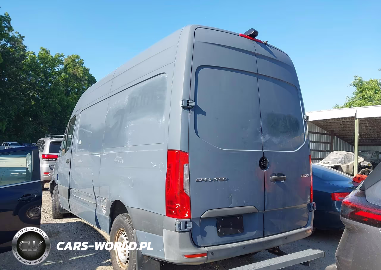 2019 Mercedes-Benz Sprinter 2500 Standard Roof V6 VIN:WD4PF0CD3KP044537 - 16