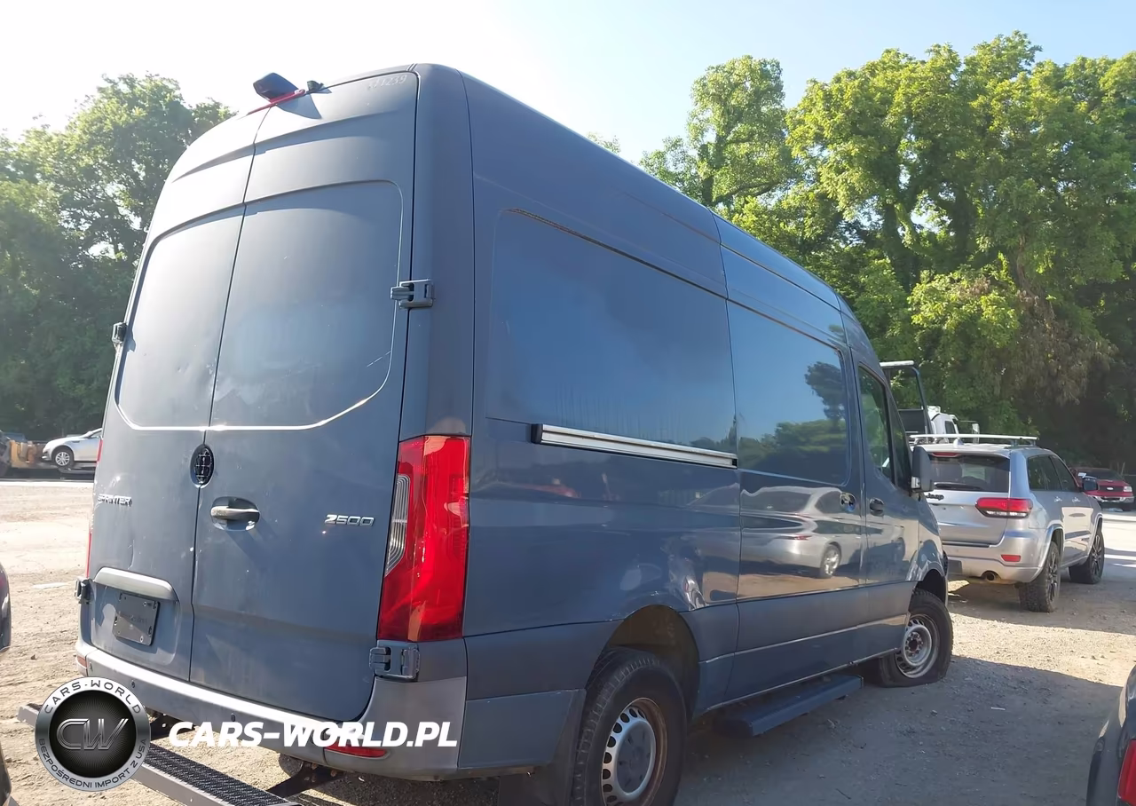 2019 Mercedes-Benz Sprinter 2500 Standard Roof V6 VIN:WD4PF0CD3KP044537 - 4