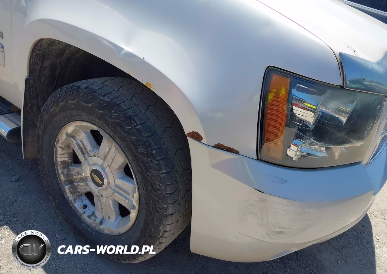 2012 Chevrolet Suburban 1500 Ltz VIN:1GNSKKE72CR305785 - 17