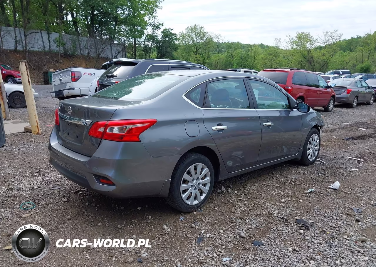 2017 Nissan Sentra S VIN:3N1AB7AP4HY403650 - 4