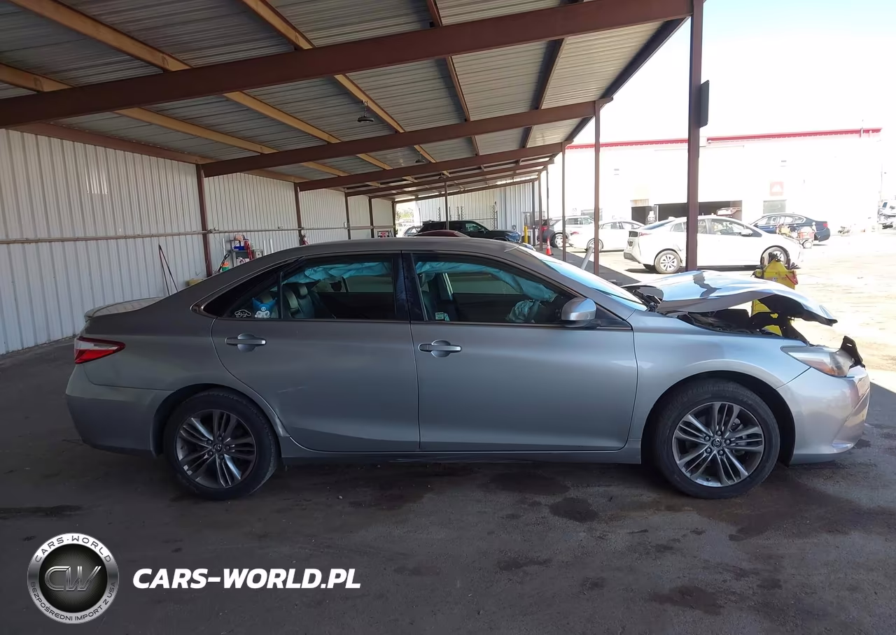 2015 Toyota Camry Se VIN:4T1BF1FK0FU061318 - 13