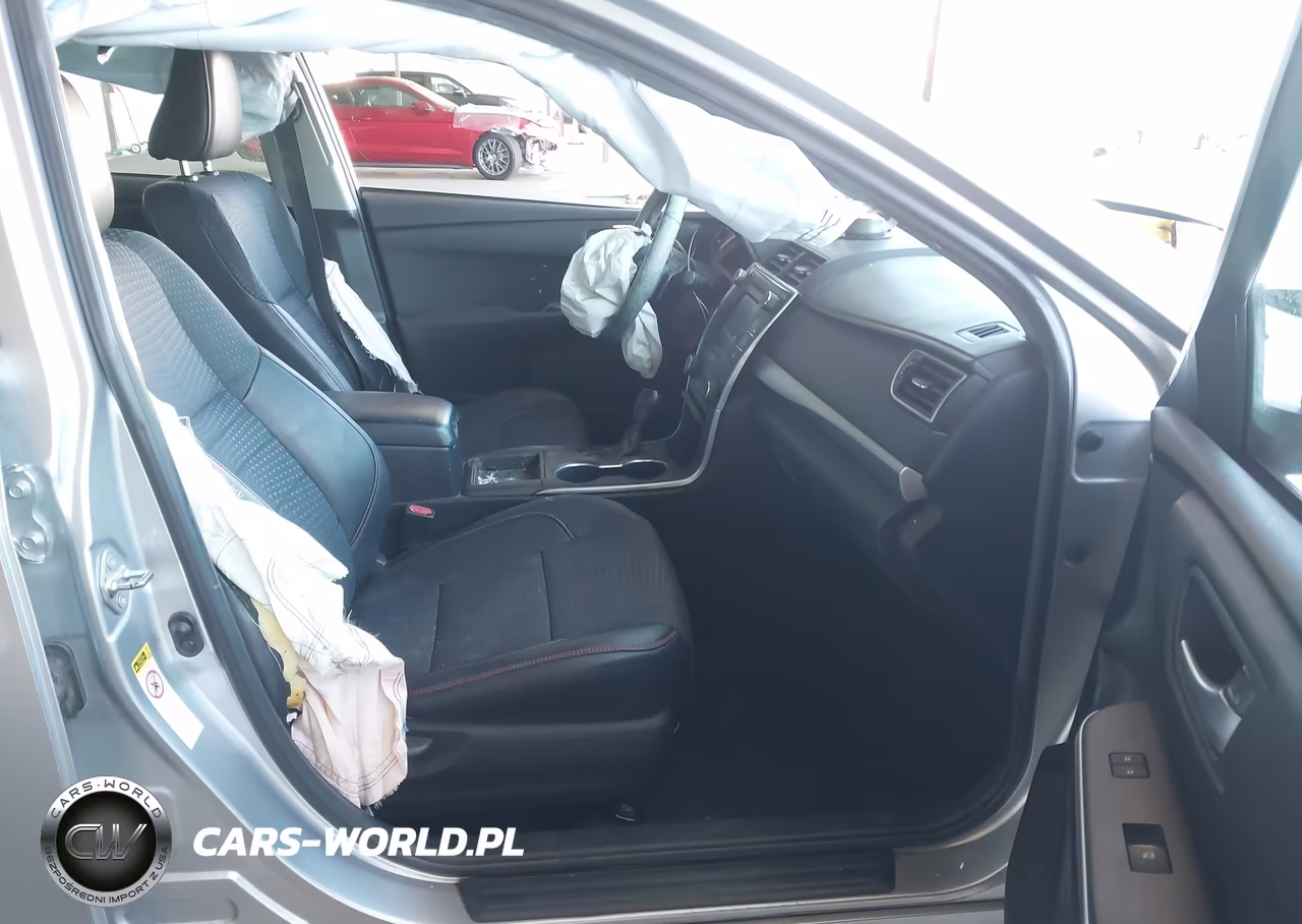 2015 Toyota Camry Se VIN:4T1BF1FK0FU061318 - 5