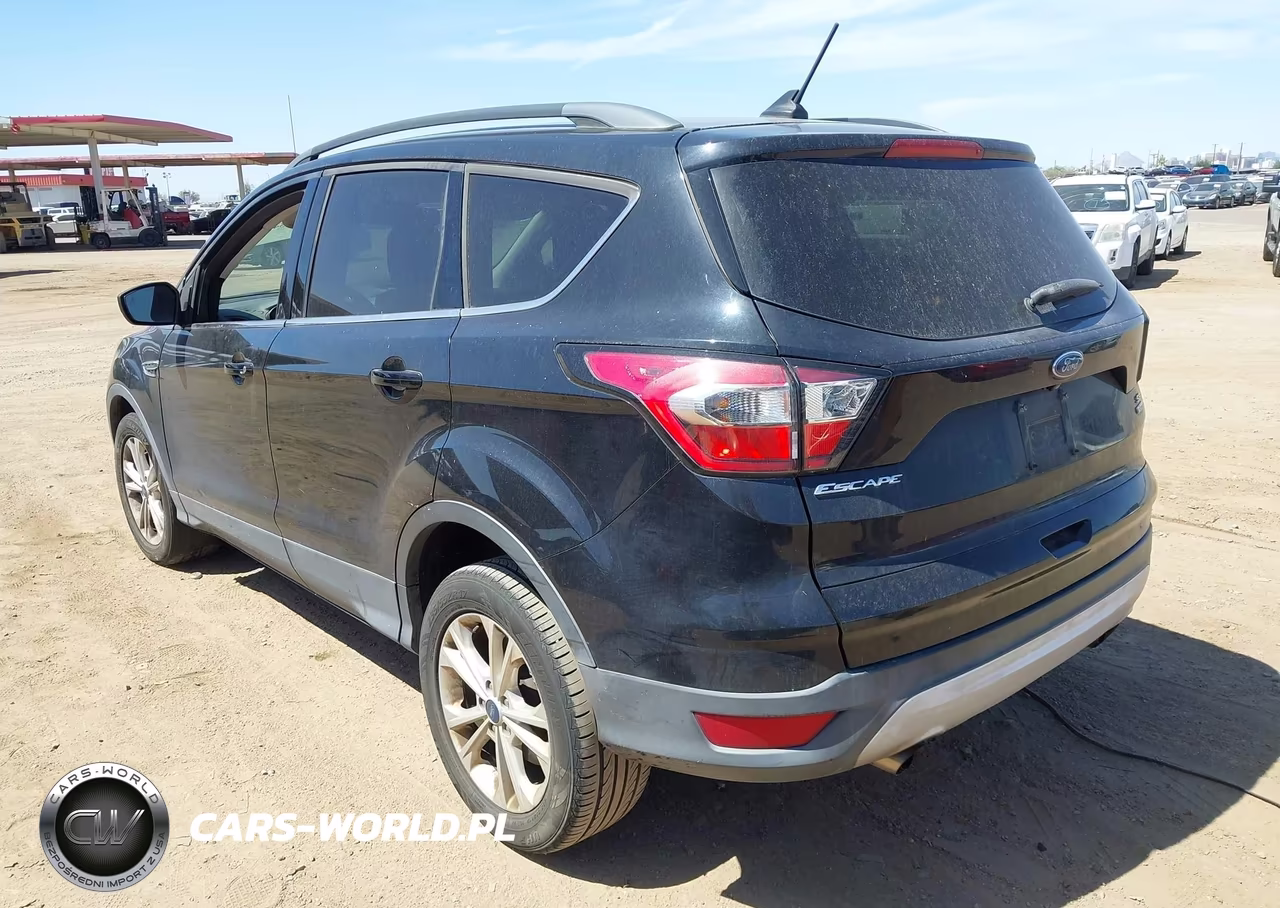 2018 Ford Escape Se VIN:1FMCU0GD5JUA31275 - 3