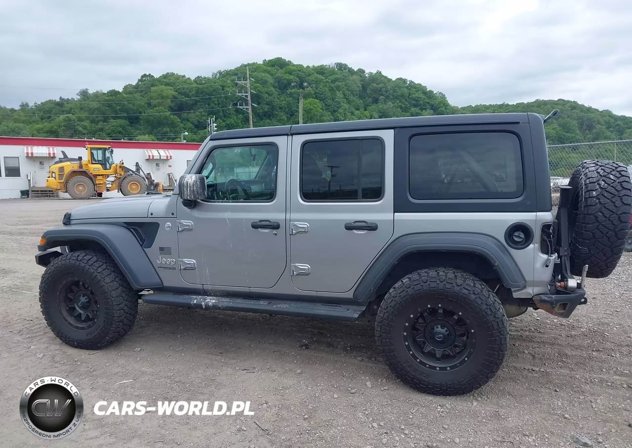 2020 Jeep Wrangler Unlimited Freedom 4X4 VIN:1C4HJXDG3LW208763 - 14