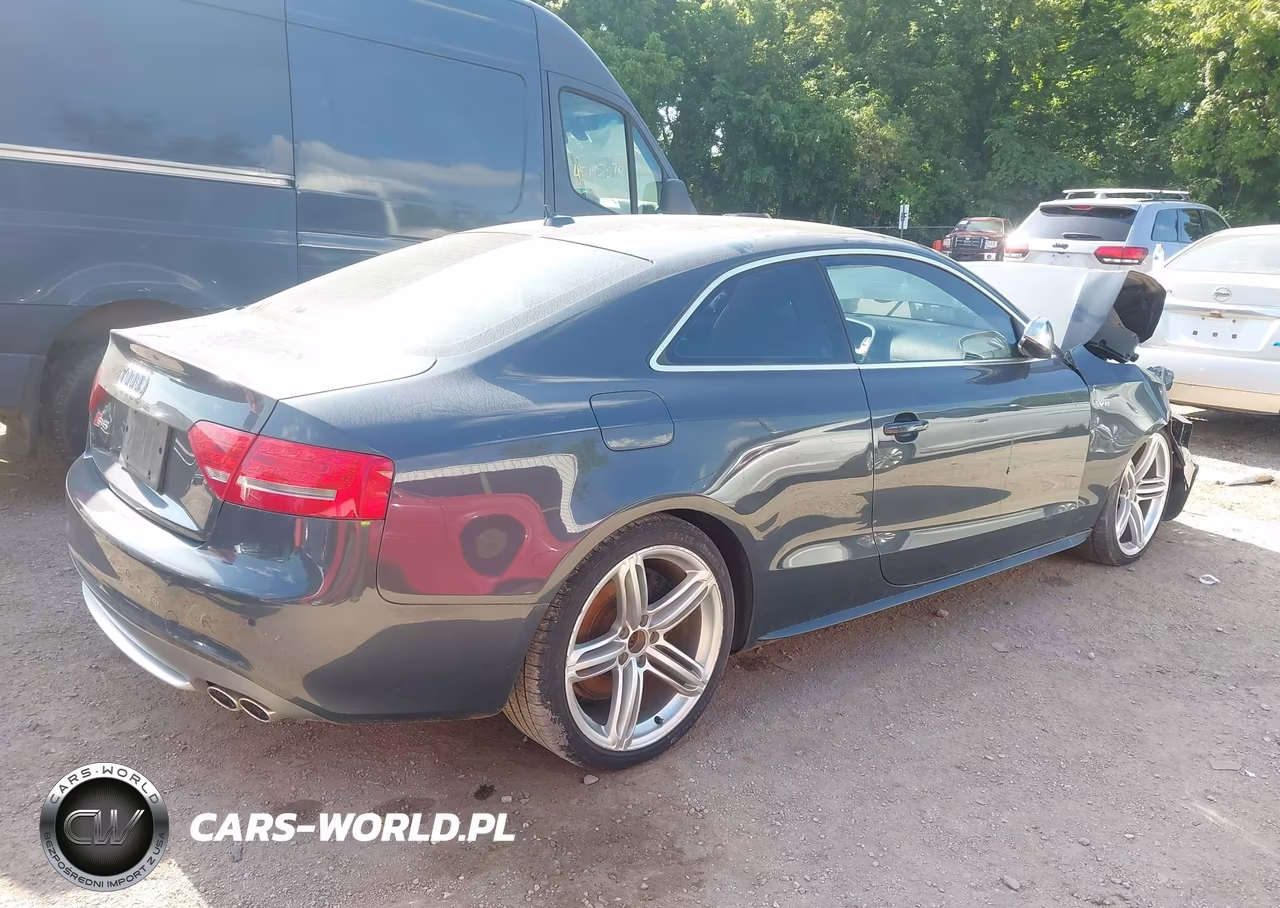 2010 Audi S5 4.2 Premium Plus VIN:WAUCVAFR1AA057570 - 4