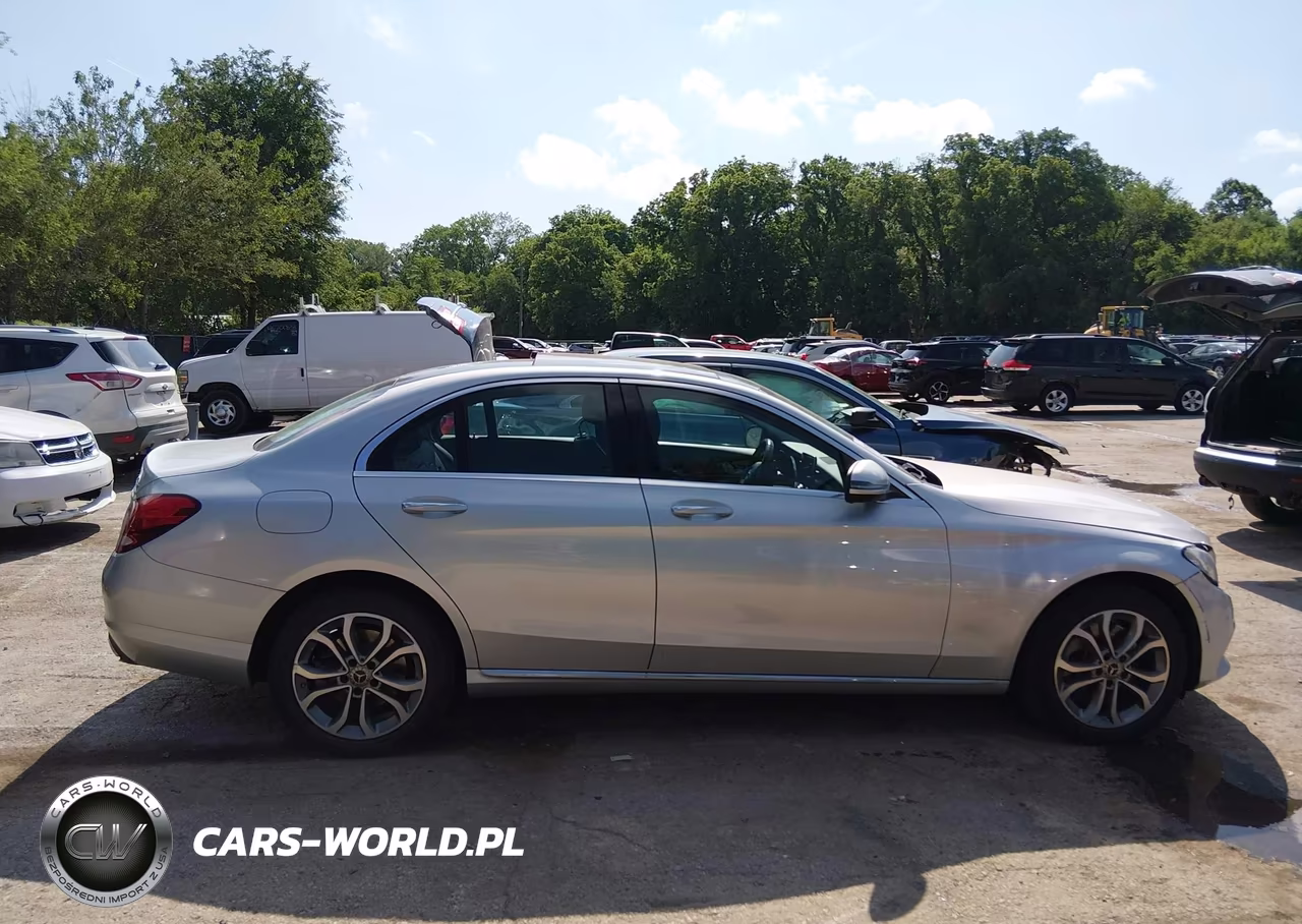 2018 Mercedes-Benz C 300 4Matic VIN:WDDWF4KB9JR339292 - 13