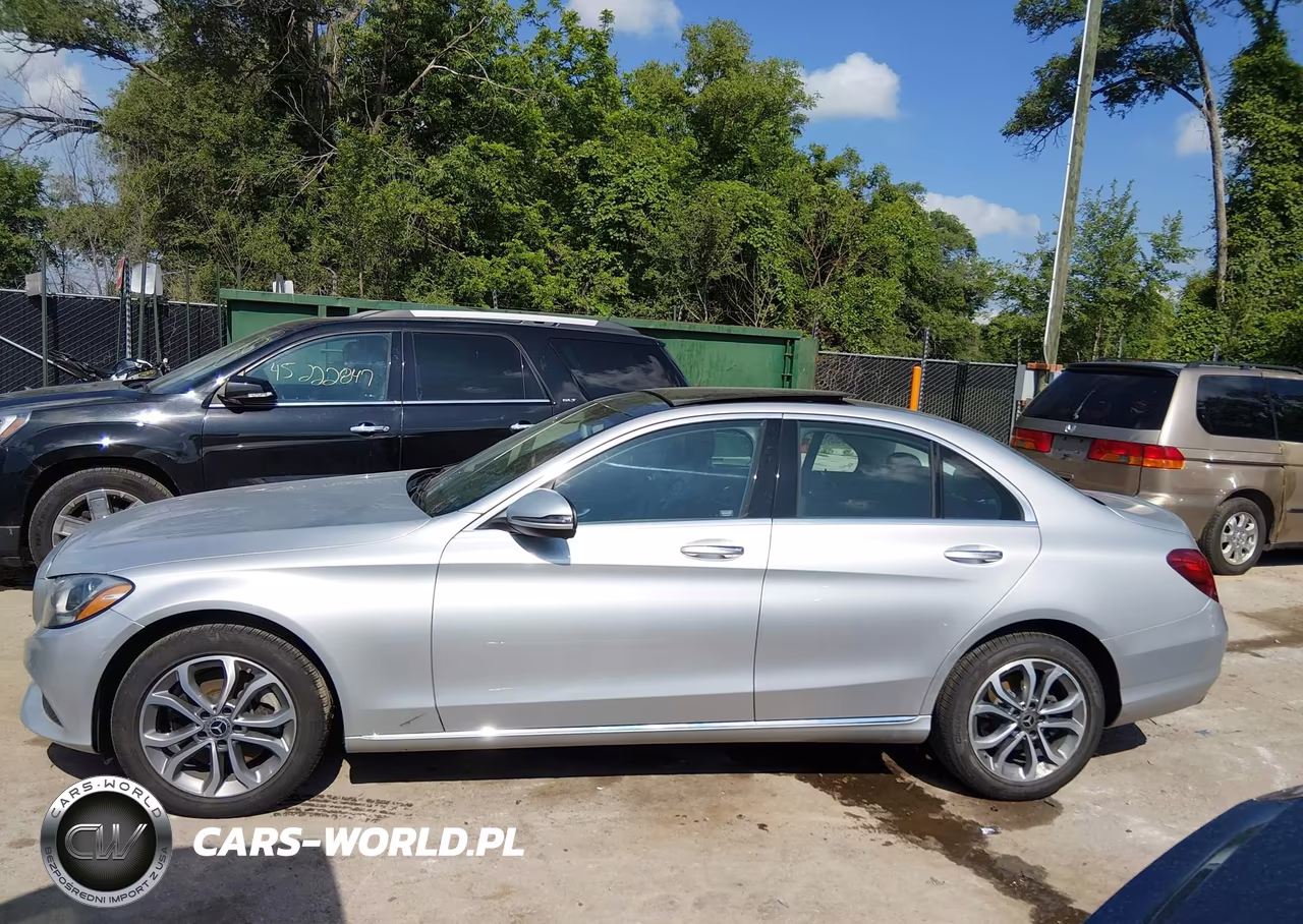 2018 Mercedes-Benz C 300 4Matic VIN:WDDWF4KB9JR339292 - 14